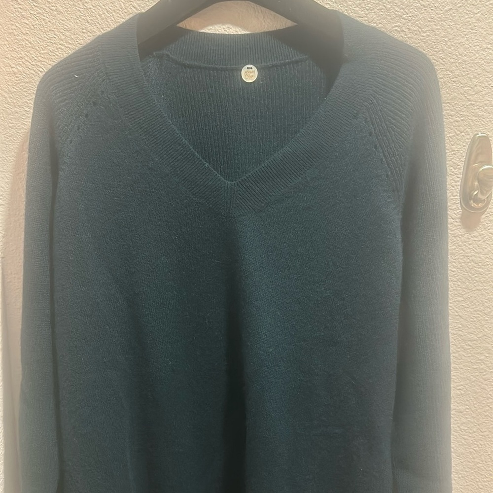Margaret O’Leary 100% cashmere dark teal sweater size large